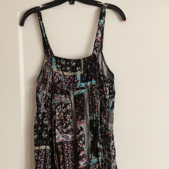 Flower pattern summer dress - Picture 3 of 4